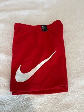 Nike Club Fleece Men’s Mid Rise 11” Short - University Red - Men’s LARGE